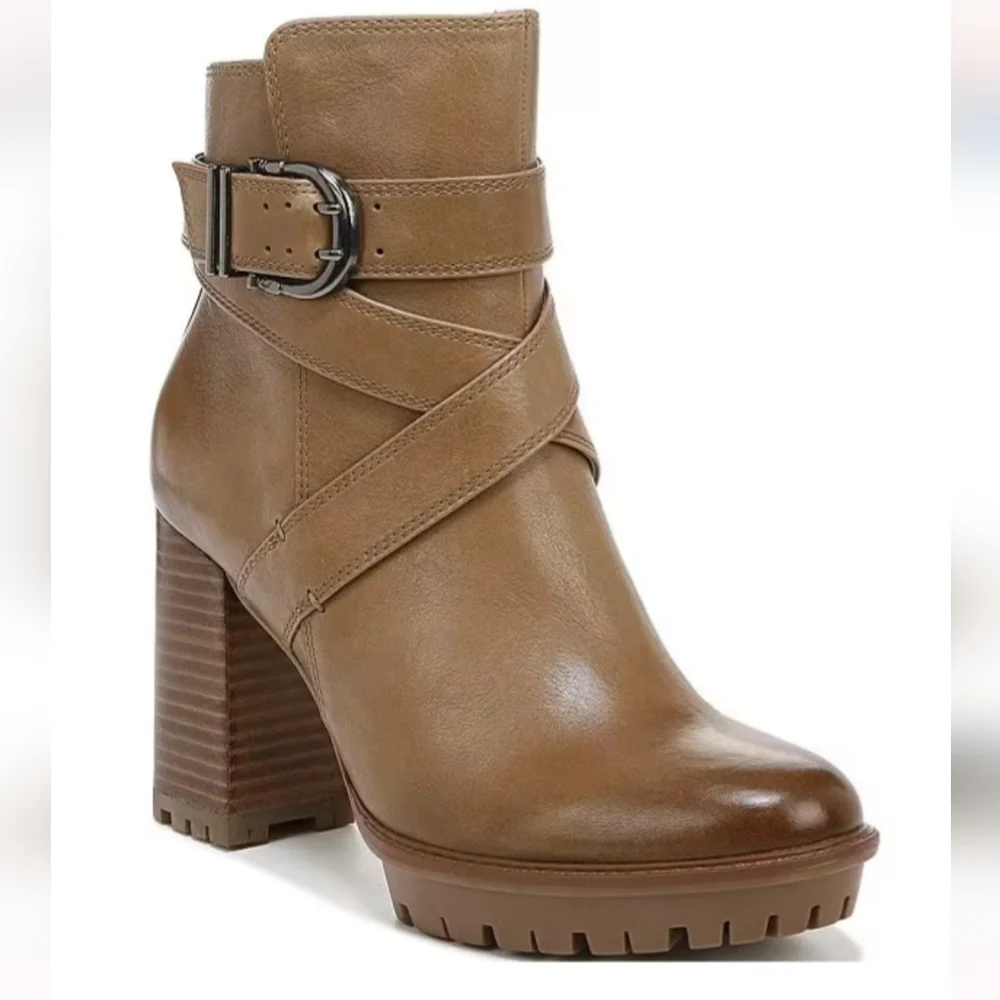 Naturalizer Lyra Leather Water Repellent Lug Sole Boots